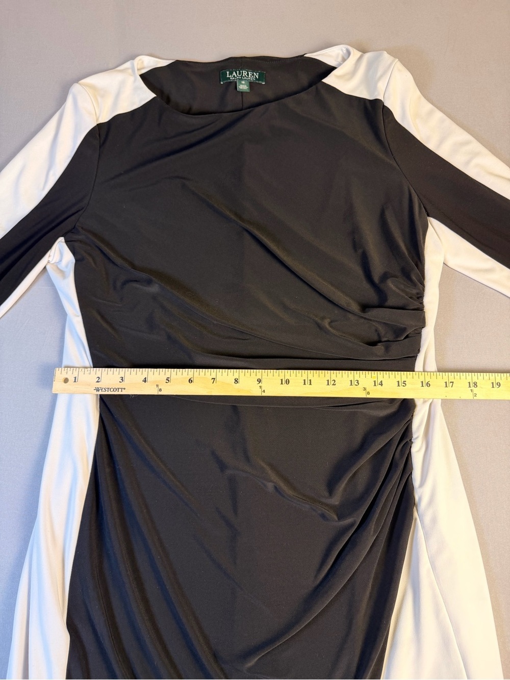 Beautiful Ralph Lauren Women’s Fitted Stretch Dress Size 18 with Rouging - Picture 4 of 8